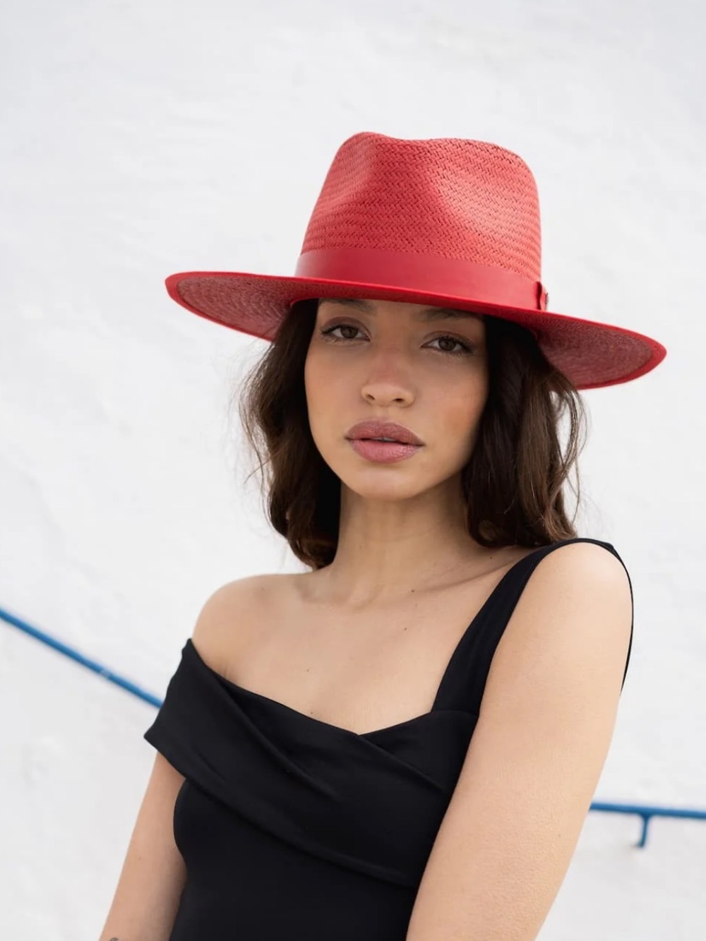 Vince Camuto hat